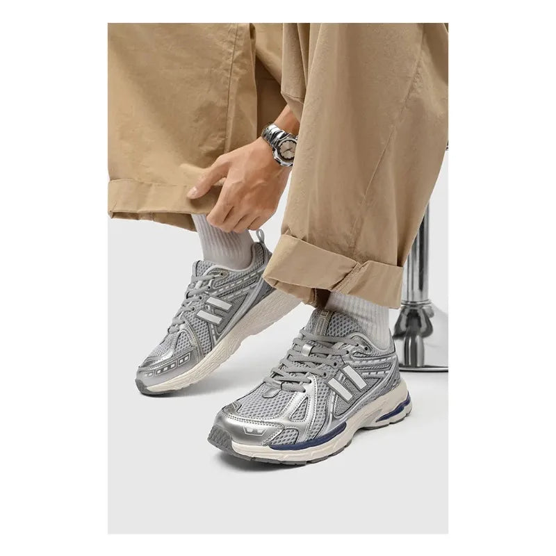 Fashionable and Casual Sports Shoes for Men Low Cut Breathable and Non Slip Running Shoes Comfortable Outdoor Sports Shoes